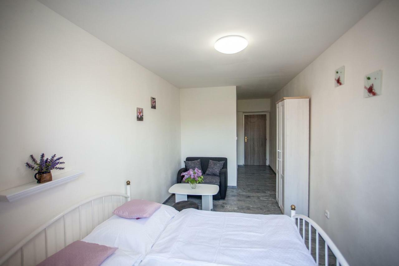 Ubytovani Rozmberk Nad Vltavou 18 Exterior foto